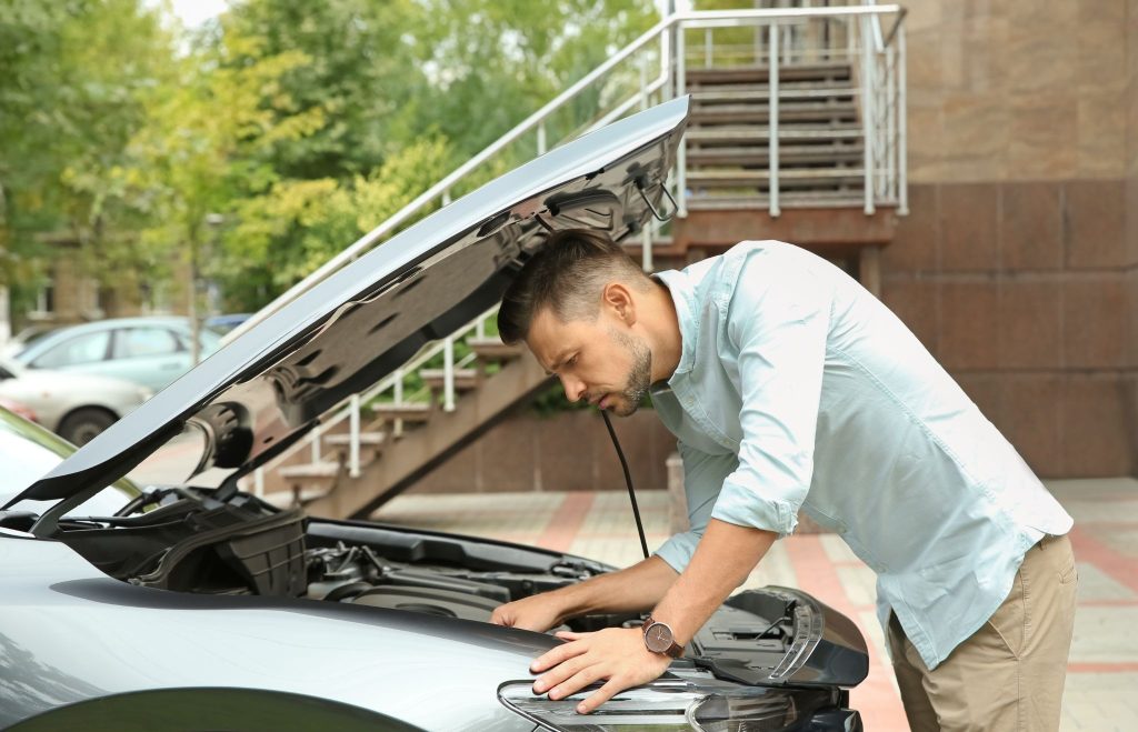 How can I troubleshoot common car problems effectively?